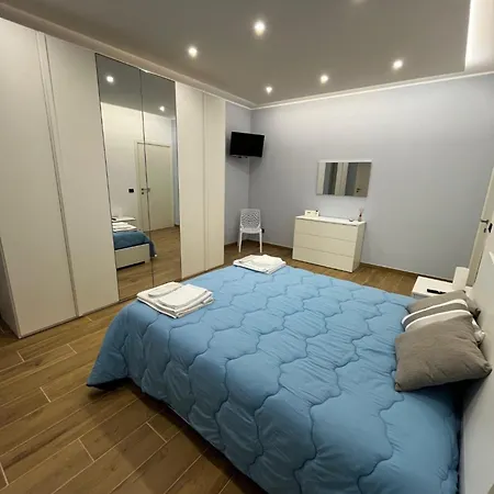 Paradiso Αουγκούστα